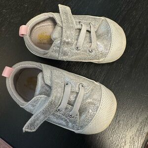 Silver Glitter see Kai run shoes